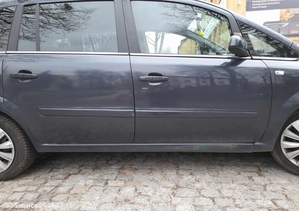 Opel Zafira cena 9000 przebieg: 200941, rok produkcji 2007 z Szczecin małe 56